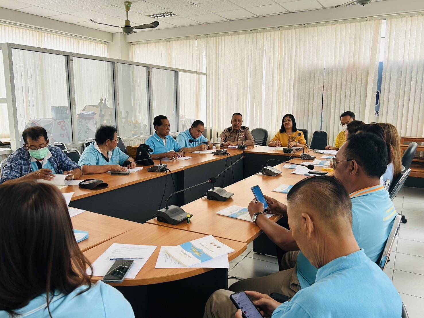 พช.พระสมุทรเจดีย์ จัดประชุมคัดเลือกคณะกรรมการเครือข่ายกองทุนแม่ของแผ่นดินระดับอำเภอ