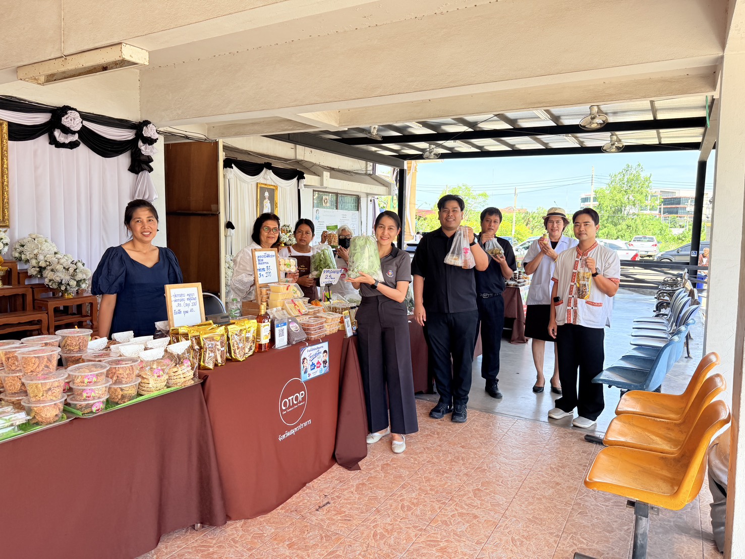 พช.พระสมุทรเจดีย์ สนับสนุนช่องทางการตลาดแก่ผู้ประกอบการ OTOP อำเภอพระสมุทรเจดีย์