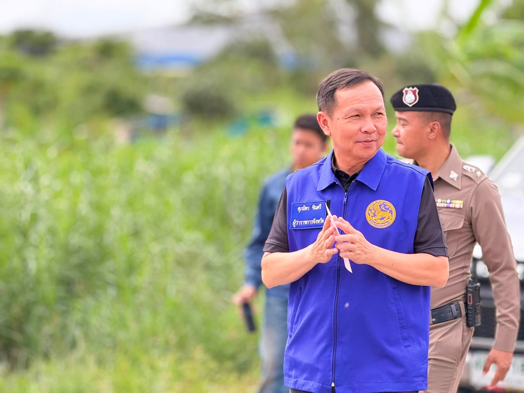 ผู้ว่าราชการจังหวัดสมุทรปราการ ติดตามการดำเนินงานศูนย์อำนวยการปฏิบัติการขจัดความยากจนและพัฒนาคนทุกช่วงวัยอย่างยั่งยืนตามหลักปรัชญาของเศรษฐกิจพอเพียงอำเภอพระสมุทรเจดีย์